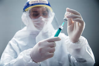 First Covid-19 Vaccine Given to U.S. Public