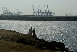 Scientists warn of catastrophic oil spill from abandoned ship in Red Sea