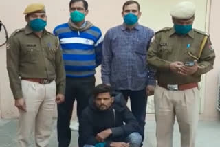 मोबाइल लूटने वाला शातिर बदमाश गिरफ्तार, Vicious crook arrested for robbing mobile