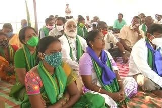 SC farmers' hunger strike at Janabheri Sabha