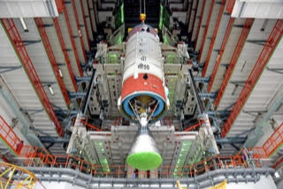 PSLV-C50  PSLV-C50 lifts off from spaceport at Sriharikota  ഐ.എസ്.ആര്‍.ഒ വിജയകരമായി വിക്ഷേപിച്ചു  സി.എം.എസ് 01  പി.എസ്.എ.ല്‍വി സി-50  ദുരന്തനിവാരണവും വാർത്താവിനിമയും