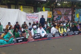 one-day hunger strike of jmm against agriculture law in jamshedpur