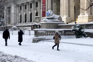 First major storm blankets upstate NY in snow