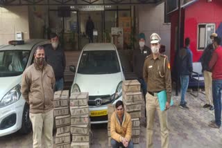 delhi police arrested illegal liquor smuggler