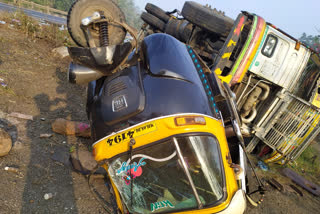 मुंबई अहमदाबाद महामार्गावर भीषण अपघात