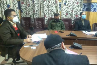 dc Anantnag Meeting with health officials