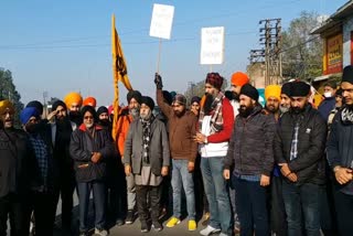 jammu and kashmir khalsa dal left for singhu border in faver of farmers from kathua