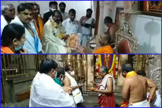 bjp state president somu veeraju visits mantralayam at kurnool