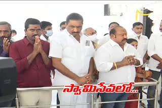 minister gangula kamalakar visited venkateswara swamy temple in karimnagar