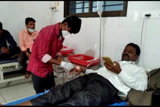 Attack on candidate to withdraw nomination in Vijayapur District
