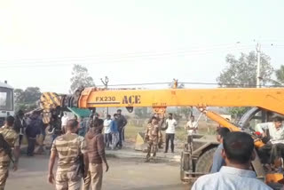 Container collided with a lorry on the Tagarpuvalasa National Highway