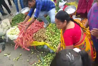 Vegetables thrown on the streets