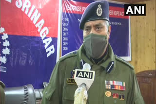 4 arrested in two anti-drug operations in Srinagar  two anti-drug operations in Srinagar  Srinagar  two anti-drug operations  മയക്കുമരുന്ന് വിരുദ്ധ പ്രവർത്തനങ്ങൾ  ആന്‍റി ഡ്രഗ് ഓപ്പറേഷനുകൾ  145 പേർക്കെതിരെ 87 കേസുകൾ  ശ്രീനഗർ