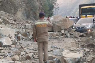 Stones fell from hill near dumping site in Mandi