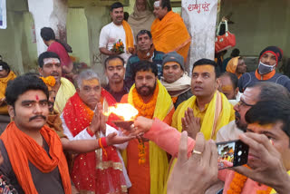Dilip Ghosh worshiped at Baba temple deoghar