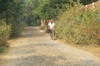 Incomplete road construction in kanchan beda village in jamtara