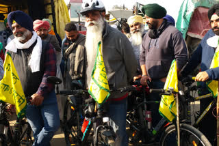 another-sexagenerian-cycles-to-join-farmers-protest-in-delhi