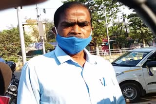 man in bhubaneswar got into paytm helpline scam