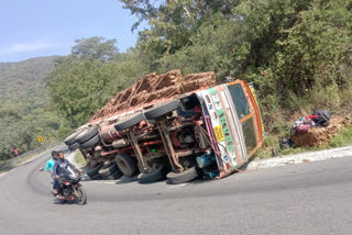 erode lorry accident