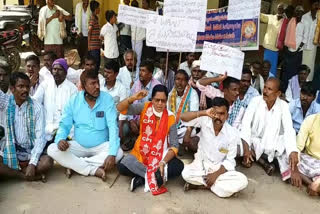 Maddanakunta villagers protest