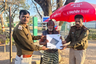 kawrdha police helped Destitute in kawrdha