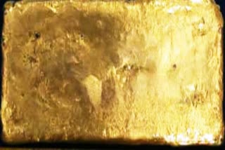 Trichy gold smuggling  gold smuggling  1.4 Kg Gold Seized In Trichy Airport  Gold Seized  Trichy Crime News  திருச்சி குற்றச் செய்திகள்  திருச்சி விமான நிலையத்தில் தங்கம் பறிமுதல்  தங்கம் பறிமுதல்  தங்கம் கடத்தல்