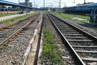 Railway gate will remain closed due to railway track repair in raipur