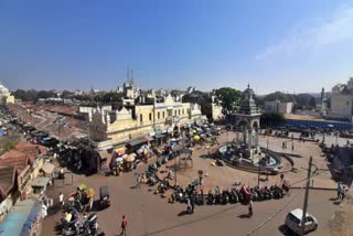 Devaraja market