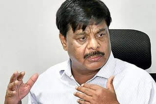 HC Mahadevappa allegation on Srinivasa Prasad