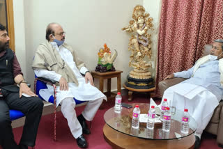 Congress leader Tariq Anwar has held talks with state Congress leaders