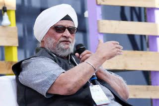 bishan singh bedi leaves DDCA's membership and he wants his name to be vanished from Kotla stand