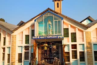 duo-to-corona-christmas-will-not-be-celebrated-in-asia-second-largest-church-in-kunkuri-jashpur