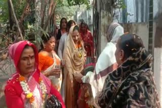 Former Bihar councilor Munna Kinnar reached dhanbad