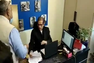 Police raid office of advocate Mehmood Pracha