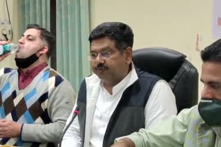 Minister meets officials in Sikar, Bhanwar Singh Bhati visit Sikar