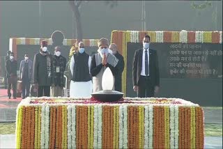 pm paid rich tributes to former PM Atal Bihari Vajpayee