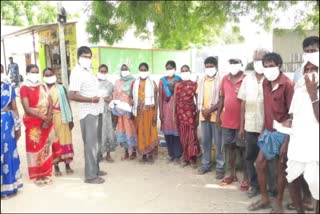 masks distribution at sarvaram, lions club masks distribution 