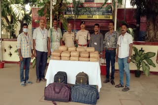 Kanja seized in katpadi train staion