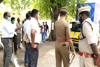 கரோனா குறித்து ஒலிபெருக்கி மற்றும் வீடியோ மூலம் விழிப்புணர்வு பரப்புரை மேற்கொண்ட காவல்துறை