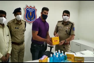 sanitizer and medicines distributed to police
