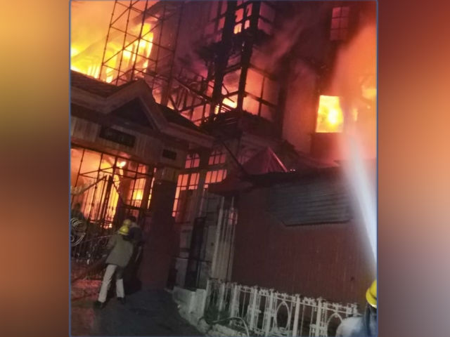 Fire breaks out in a hotel in Shimla