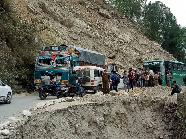 people facing problem in chamba pathankot nh