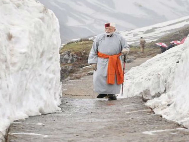 केदारनाथा पीएम मोदी.