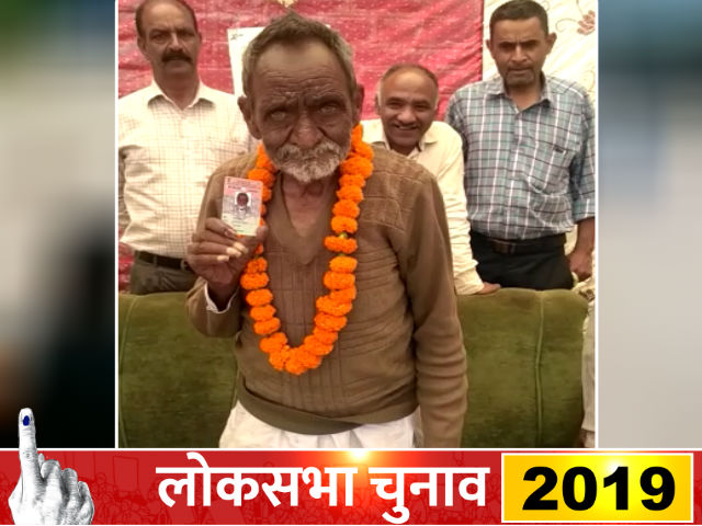 72 years old man first time vote in solan