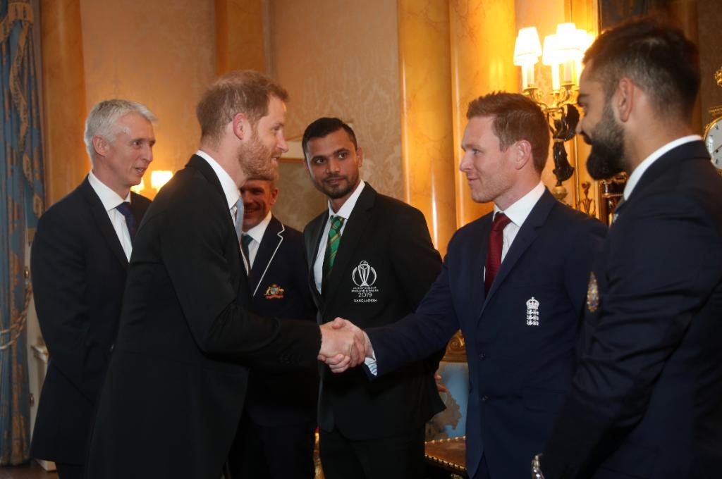 cricketers met queen Elizabeth