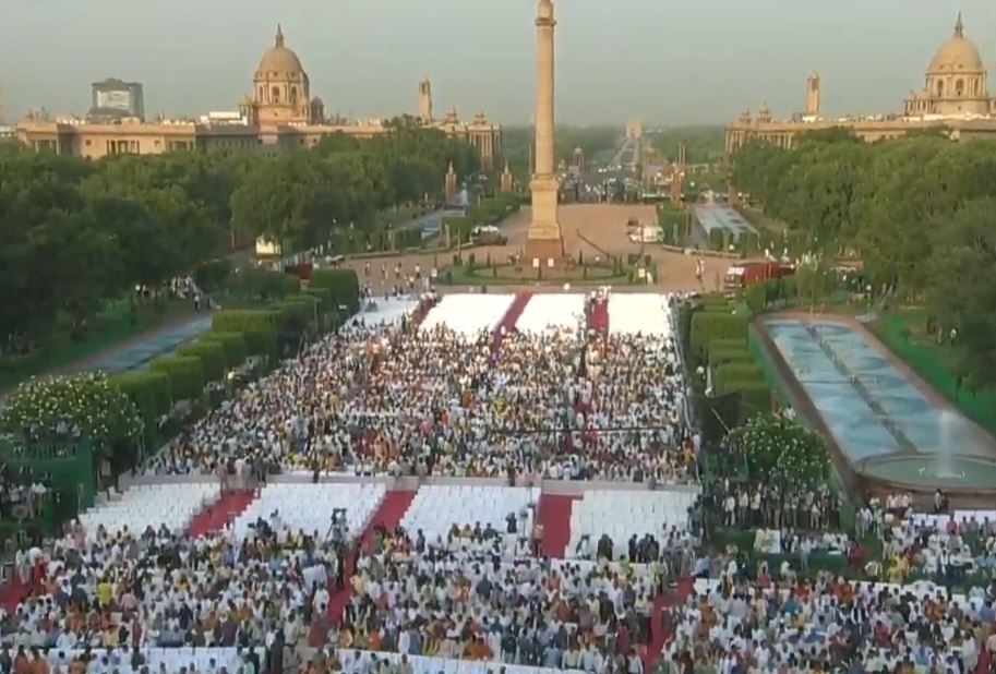 modi swearing in