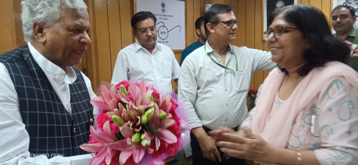 Ratan Lal Kataria took charge of the Ministry of Social Justice