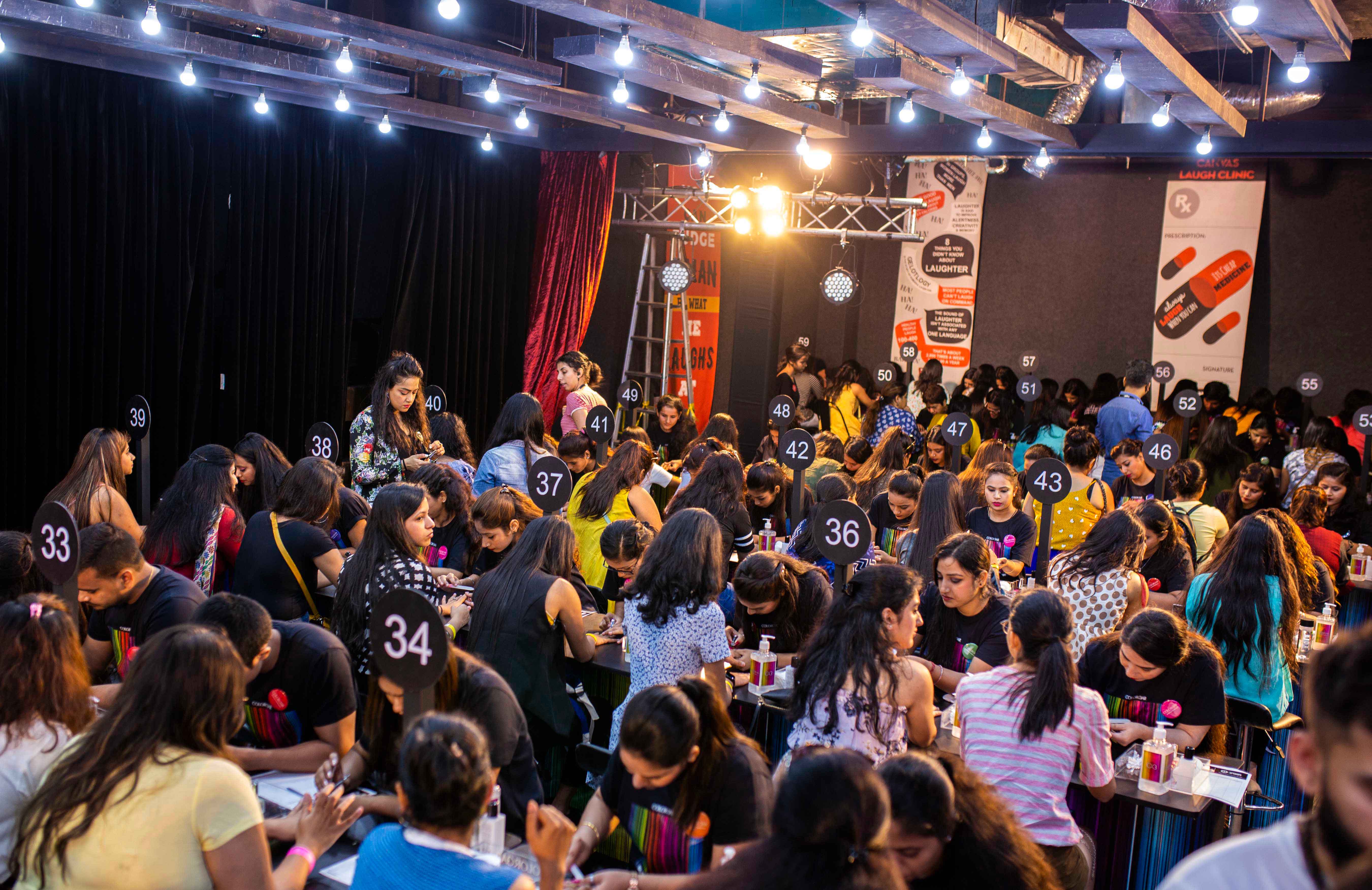 Guinness World Record of 458 girls menicure in noida