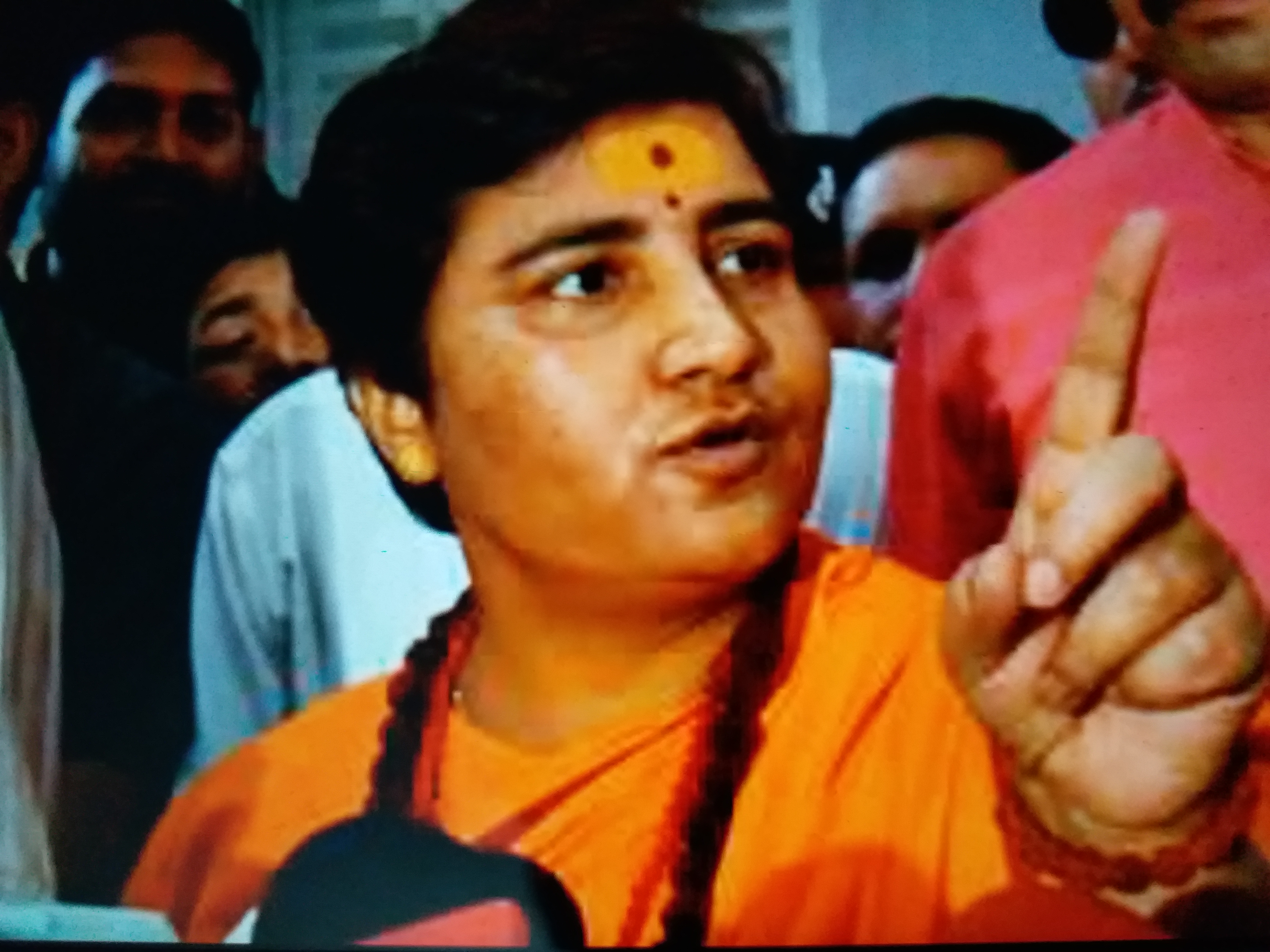 pragya thakur