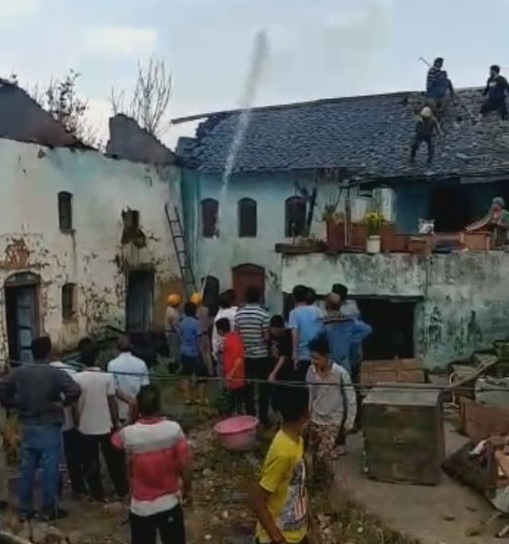 Two houses burnt in Bhoranj hamirpur